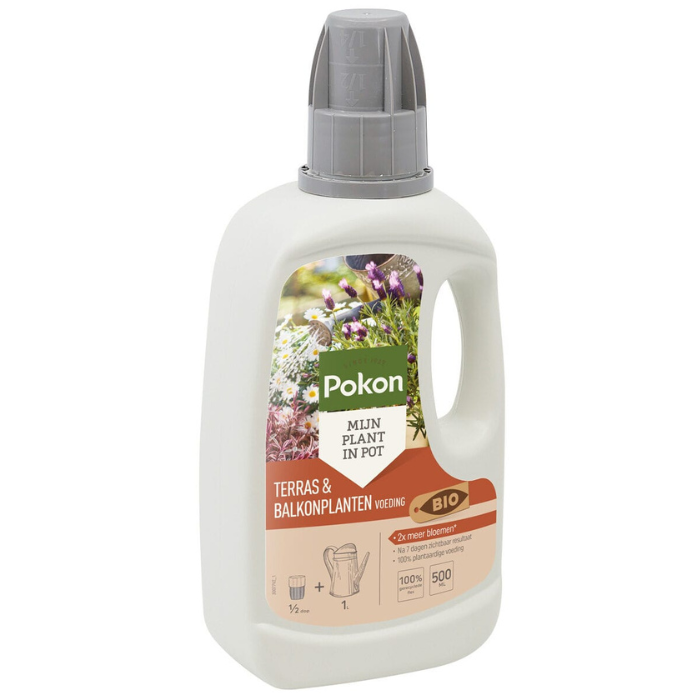 Witte fles grijze dop met etiket Pokon Bio Terras & Balkon plantenvoeding 500 ml 